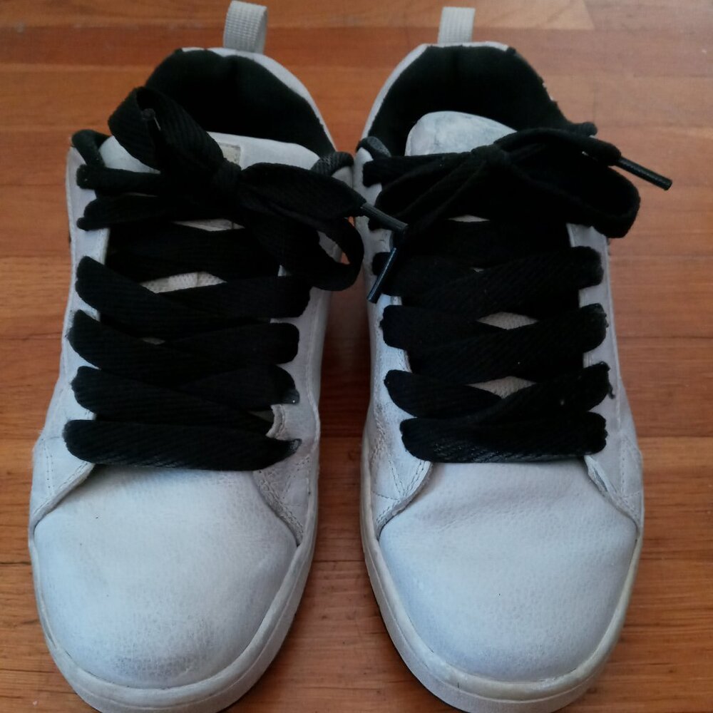 DC Shoes Court Graffik SE, US Size 9, White-Black